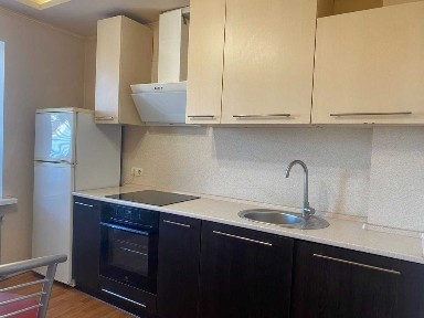 Сдается 2к. просторная квартира на Калиновой!