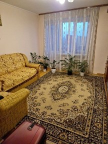 Здаєть квартира в довготривалу оренду