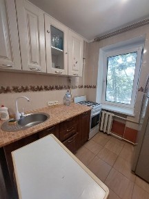 Продаю 1 кімнатну Проспект Миру меблі та техніка