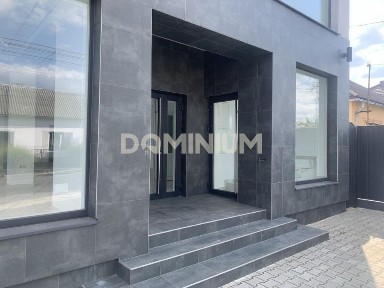 Оренда нового комерційного приміщення у Виноградові на вул. М. Польова