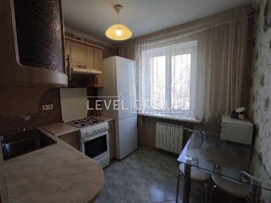 Продаж 2к квартири вул. Ольжича 14а ст. м Дорогожичі