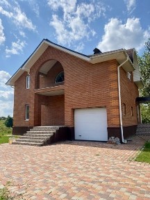 Сучасний будинок Ясногородка (Фастівський р-н)