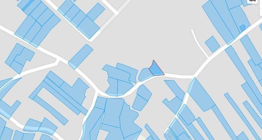 Продається земля 6 сот з будинком 20 м2 у с. Підлісся