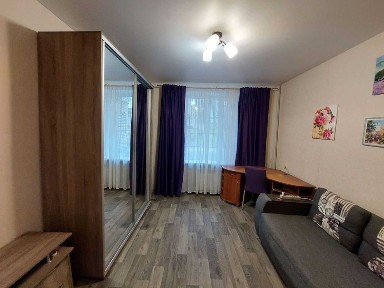 ПРОДАЖ ВЕЛИКОГАБАРИТНОЇ 2-кімн., центральна частина міста (Н)