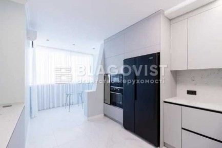 м Демеевская ул Лобановского 4 в - 3х комн квартира 128 м кв