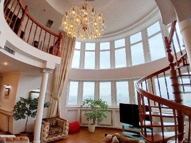 Київ, Оболонський, Левка Лукяненка 21