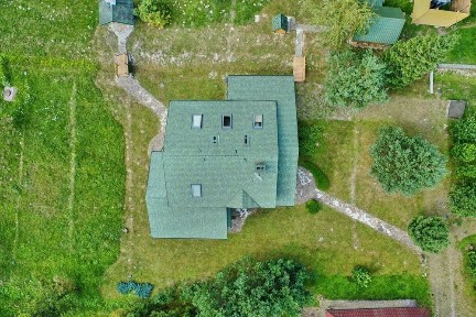 Будинок в Карпатах. Заміська резиденція з неймовірними краєвидами.