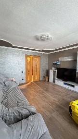 Квартира трьох кімнатна