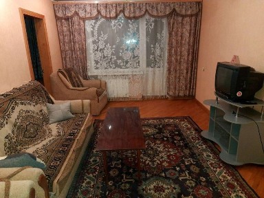 Квартира в городе Сумы посуточно трехкомнатная в аренду 3 комнаты