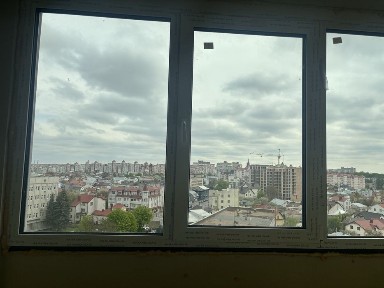 3 кім. ЖК Таксопарк, центр, сира, документи