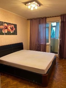 Сдам 3 комн. квартиру на Алексеевке, пр. Победы, 52А.