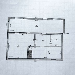 Під Е відновлення можливо, у житловому стані, з краєвидом на Дніпро