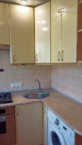 2к. Космос. Р-н Варуса. Окремі кімнати. Цегляний будинок.