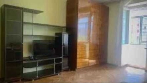 Вільна! Юрія Липи вулиця!