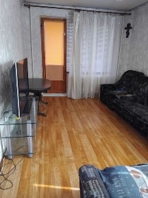 Вул. Чарівна, з ремонтом, з великою кухнею