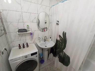 Продаж 2-во кім квартири з ПІДВАЛОМ | А/оп | пр. Свободи | Готівка