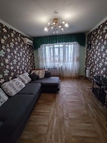 Продаж 2-кімн на Харківській з меблями і технікою