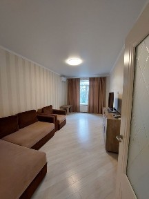 Беремо з домашніми улюбленцями ! Здам ідеальну 2 кімн. кв. Є балкон. Мо