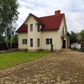 Продається будинок 142м2, 4 кімнати, 6 соток землі, 2 санвузла.