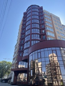 Чернівецька область, Чернівці