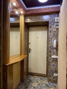 Продається 1 кімнатна квартира студія.