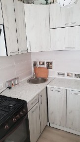 Продаєтся житло по вул Світла 13 квартира тепла, все є