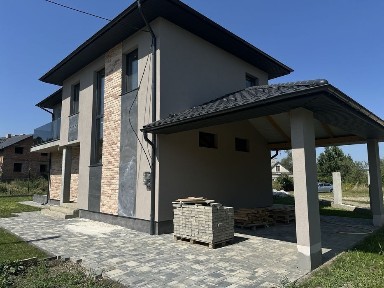 Продам будинок на Роші