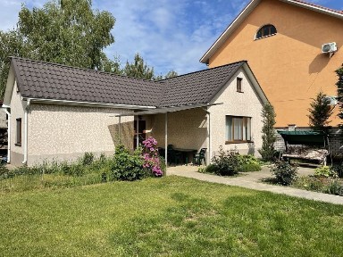 Частный дом в Черноморске всегда со светом