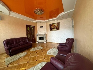 3-к, Мечникова І. вул., ближній центр