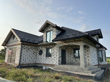 Продаж будинку біля Самбора (Воютичі)