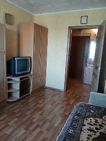 Продам двокімнатну квартиру