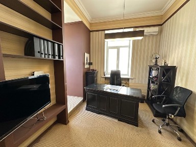 Киев, Большая Васильковская ул., 76