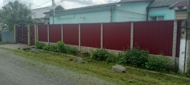 Продаєця мебльований будинок з ремонтом