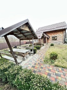 Продаж будиночка для життя / бізнесу