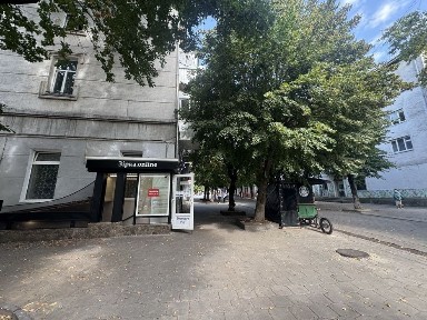 Продаж комерційного приміщення по вул. Лесі Українки