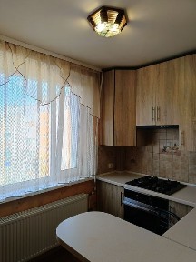 Продам 2 квартиру на 8 поверсі, вул. 6Грудня 143/3