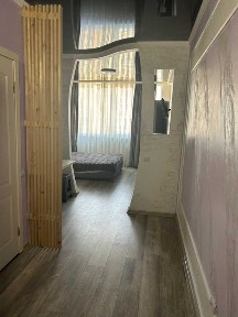 Стильна студія з ремонтом в новому сданому домі