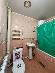 Продажа 2-комнатной квартиры 43.9 м², Центральна, 15