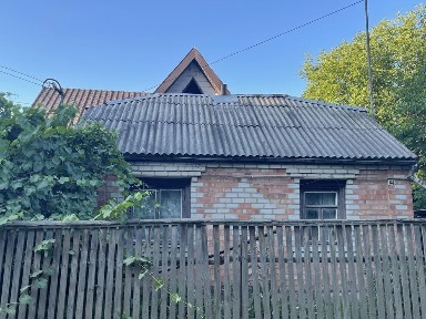 Власний куточок спокою біля лісу