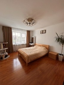 Оренда, продаж 3-кімнатної кварти