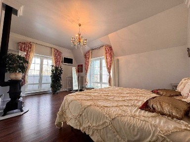 Продаж квартири в чудовому районі по вул. Куликівська з гаражем