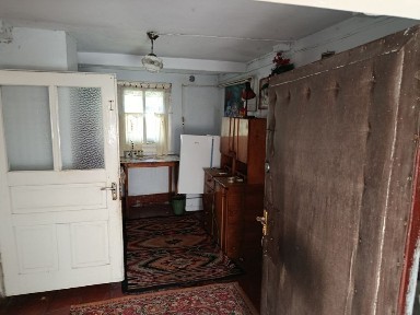 с. Дернів. Продається житловий будинок із земельною ділянкою 18 сотих