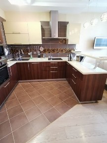 3 комн квартира Княжий Затон 21, ЖК Корона, с мебелью, видовая