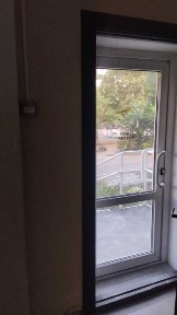 Приміщення (Миру, 9), окремий вхід з двору