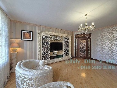 Здам в оренду затишну 3к квартиру! Київ, вул Дмитрівська! Центр!