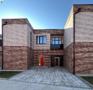 Готовий таунхаус з гаражем. КМ Балатон. Є-оселя. Є-відновлення.