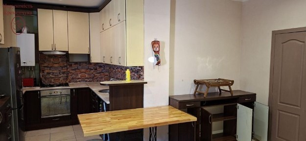 Будинок в центрі міста!