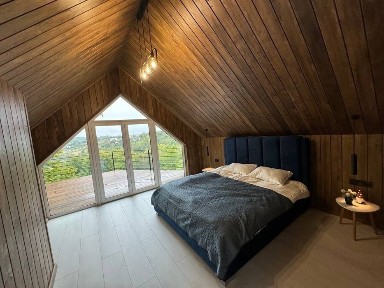 Оренда 2 поверхового видового будинку біля Львова