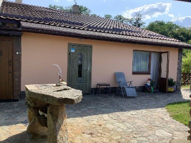 Продається будинок для життя та відпочинку у яскравому місті Канів