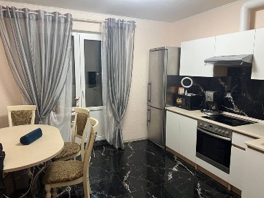 Київ, Дарницький, вулиця Ревуцького 54А